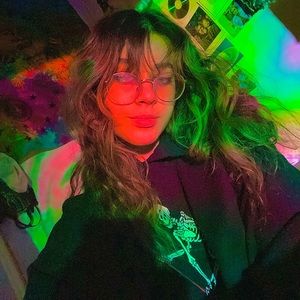 Meet your Posher, Jayde